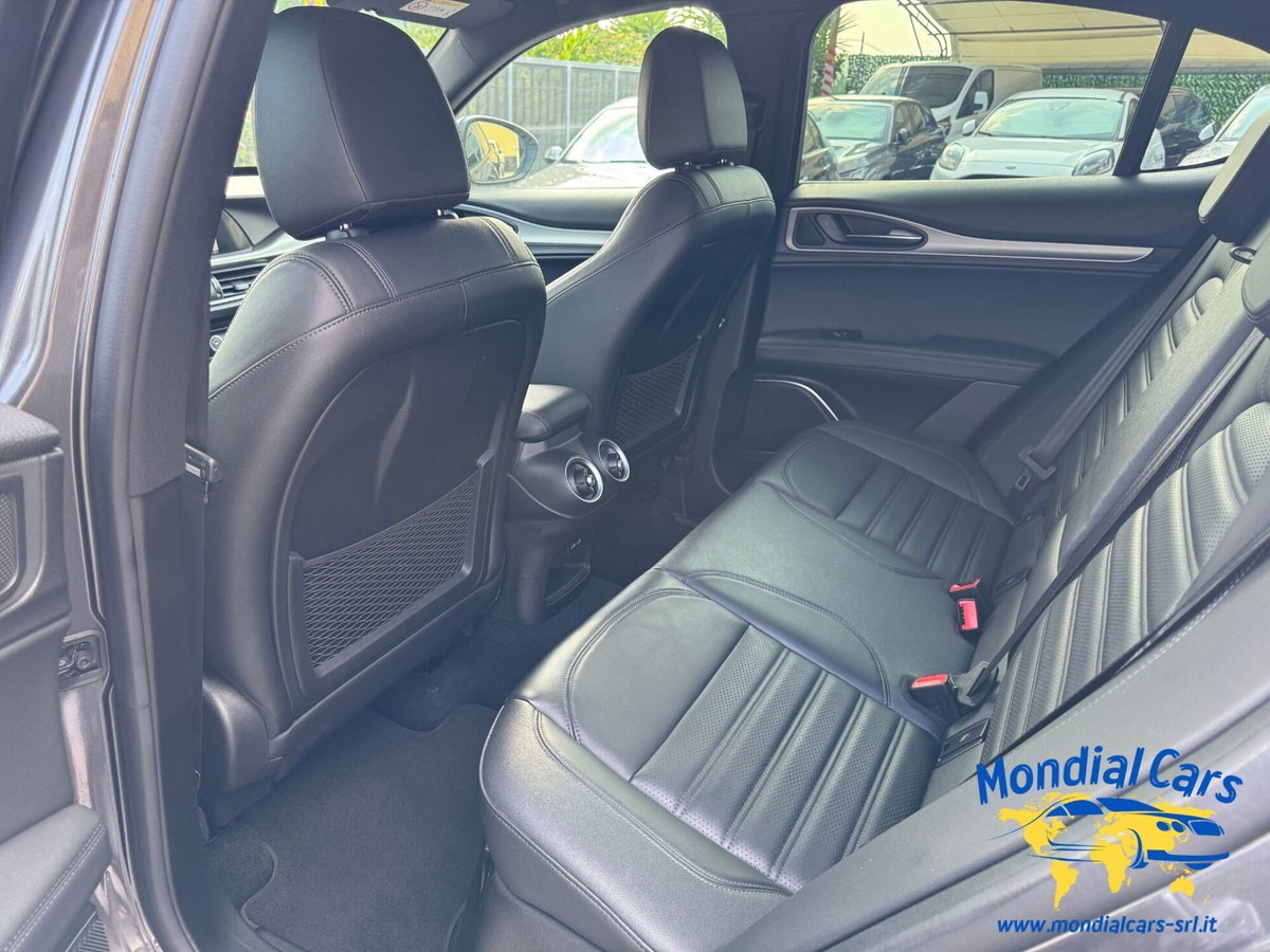 Alfa Romeo Stelvio Stelvio 2.2 Turbodiesel 210 CV AT8 Q4 Veloce Tì (11)