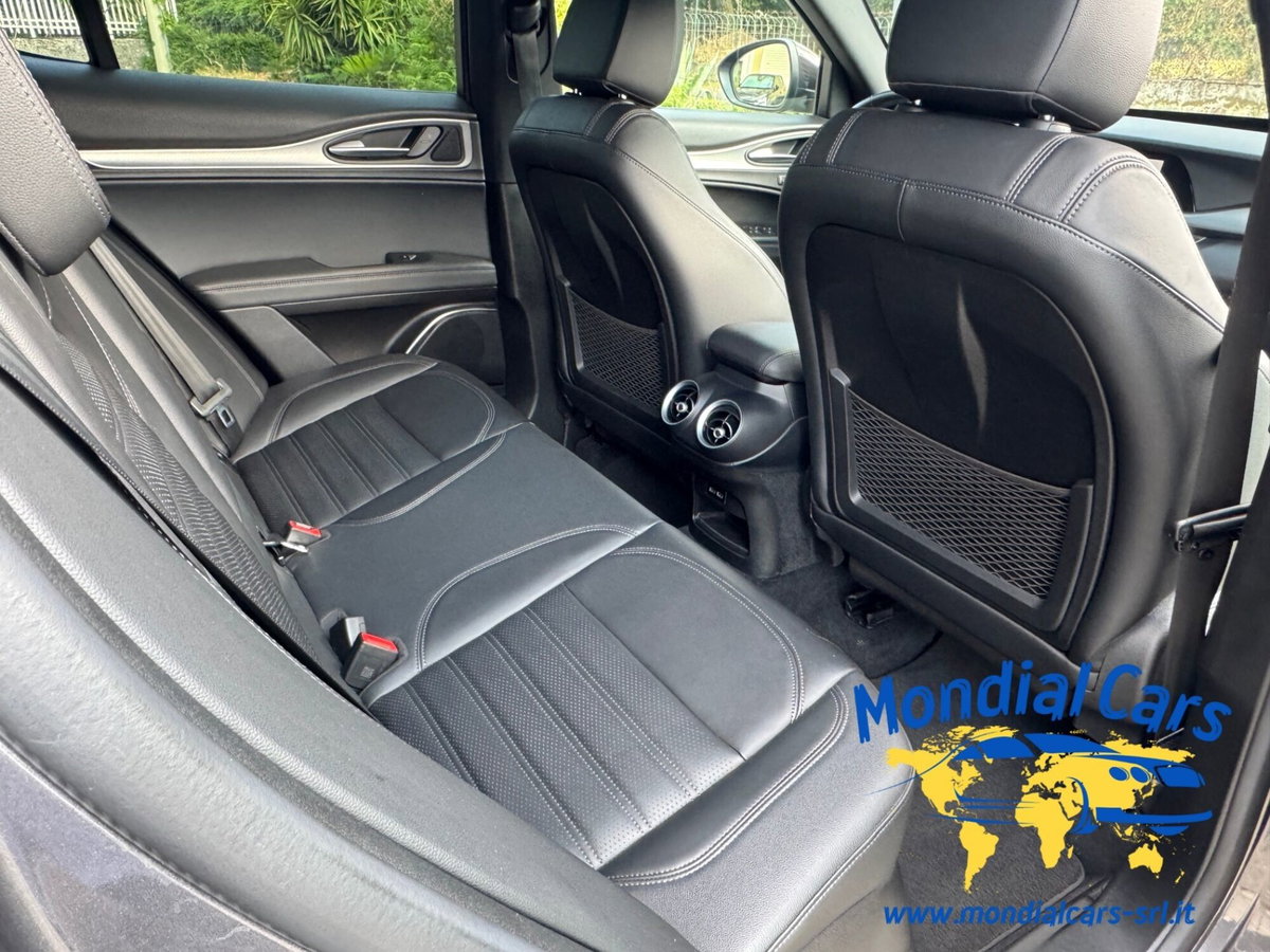 Alfa Romeo Stelvio Stelvio 2.2 Turbodiesel 210 CV AT8 Q4 Veloce Tì (13)