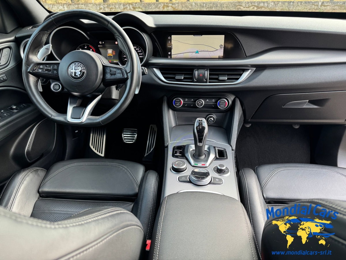 Alfa Romeo Stelvio Stelvio 2.2 Turbodiesel 210 CV AT8 Q4 Veloce Tì (14)
