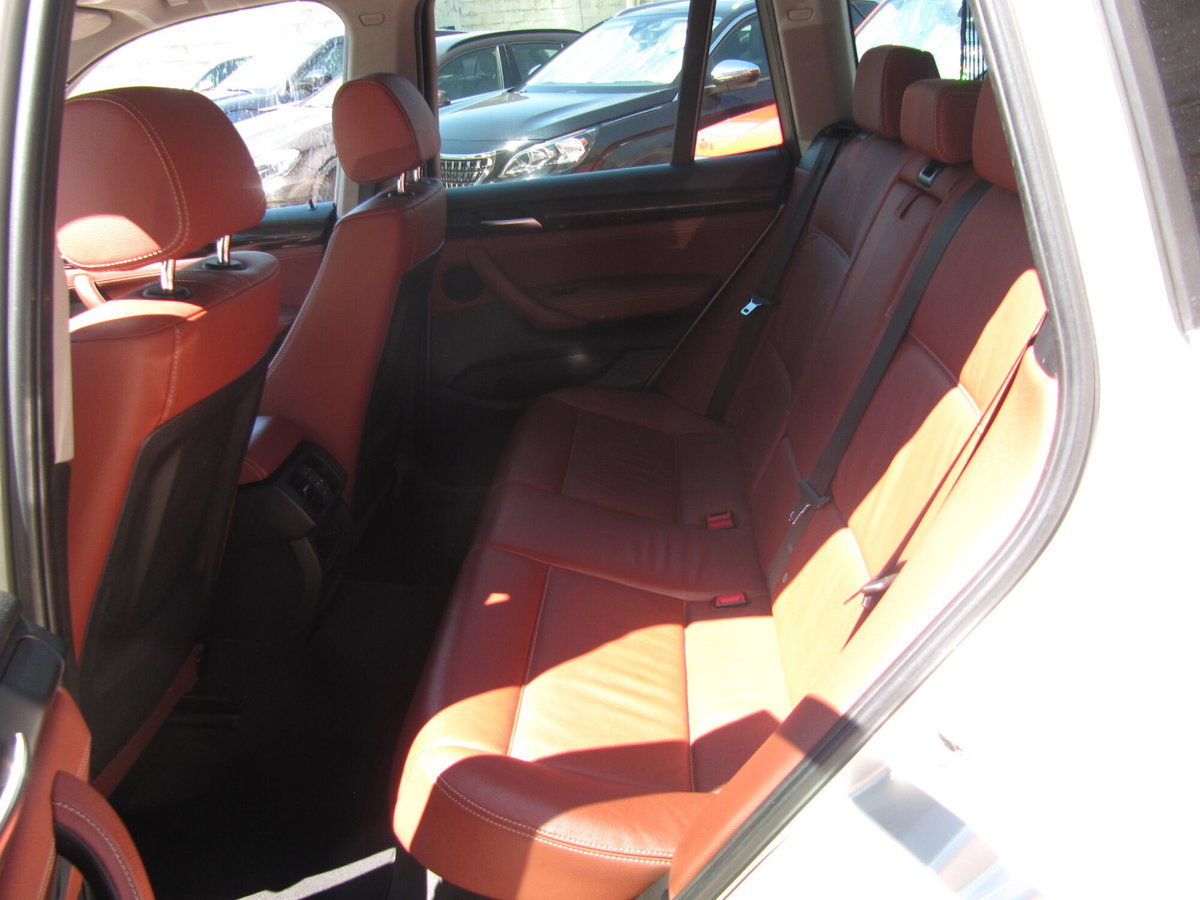 BMW X3 xDrive20d Futura (13)