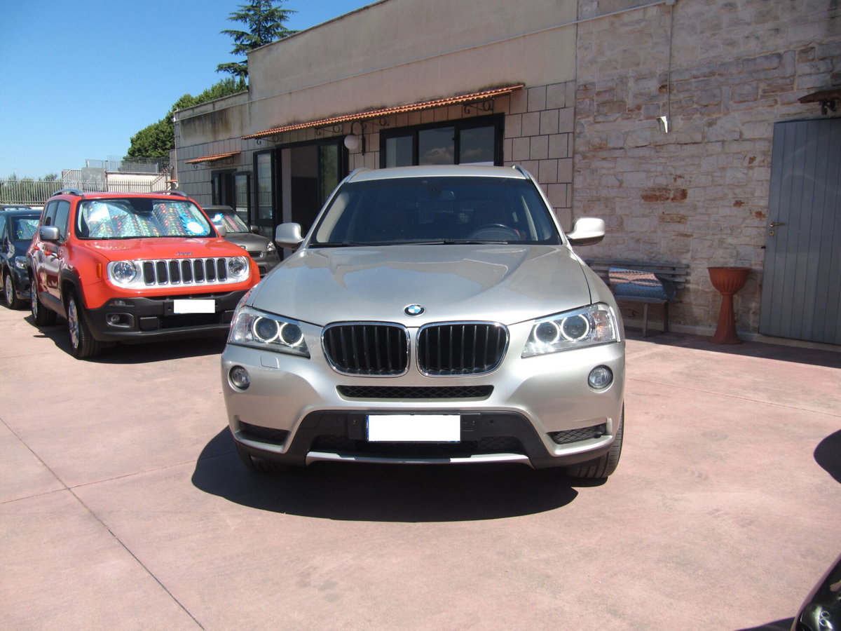 BMW X3 xDrive20d Futura (3)
