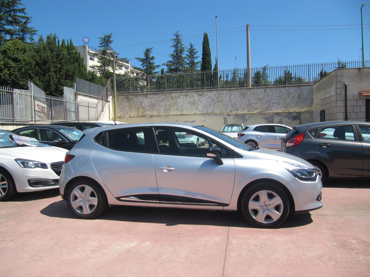 Renault Clio 1.2 75CV 5 porte Live