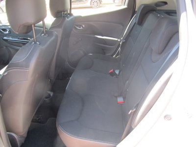 Renault Clio 1.2 75CV 5 porte Live (12)