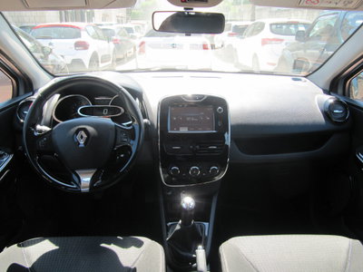 Renault Clio 1.2 75CV 5 porte Live (4)
