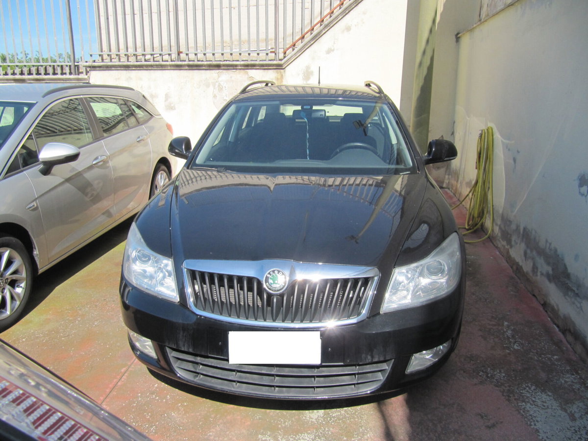 Skoda Octavia Station Wagon 1.6 TDI CR 105 CV Wagon Ambition (3)
