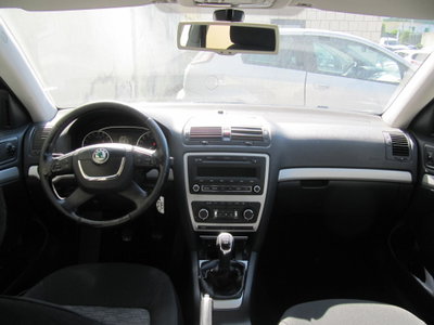 Skoda Octavia Station Wagon 1.6 TDI CR 105 CV Wagon Ambition (4)