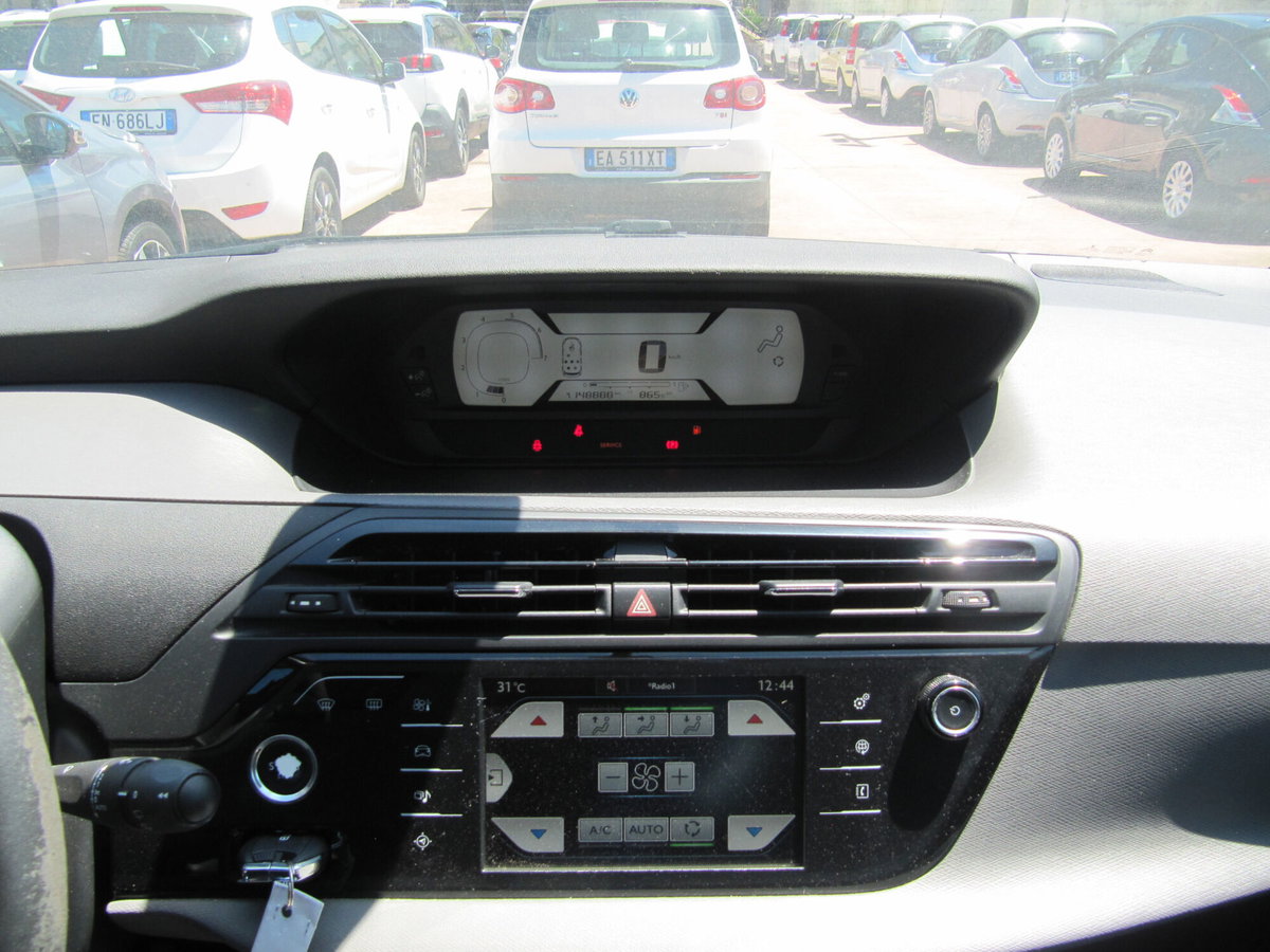 Citroen C4 Picasso BlueHDi 120 S&S Seduction (6)