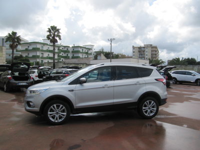 Ford Kuga 1.5 TDCI 120 CV S&S 2WD Titanium Business (2)