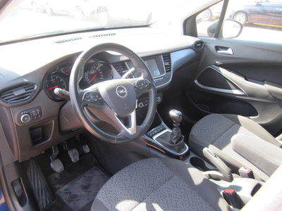 Opel Crossland 1.5 ECOTEC D 110 CV Start&Stop Edition (9)