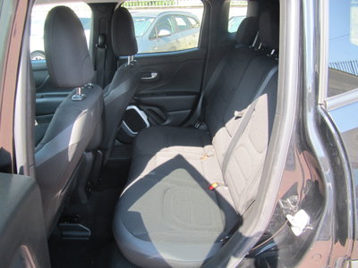 Jeep Renegade 1.6 Mjt 120 CV Limited (16)
