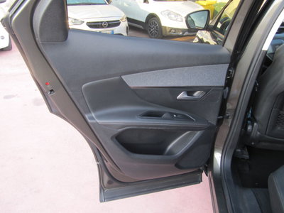 Peugeot 3008 BlueHDi 130 S&S EAT8 Allure Pack (16)