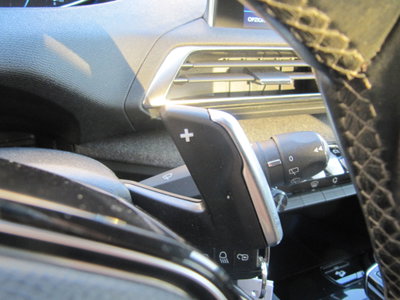 Peugeot 3008 BlueHDi 130 S&S EAT8 Allure Pack (19)