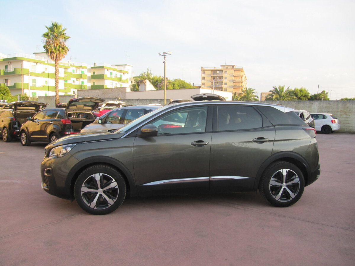 Peugeot 3008 BlueHDi 130 S&S EAT8 Allure Pack (2)