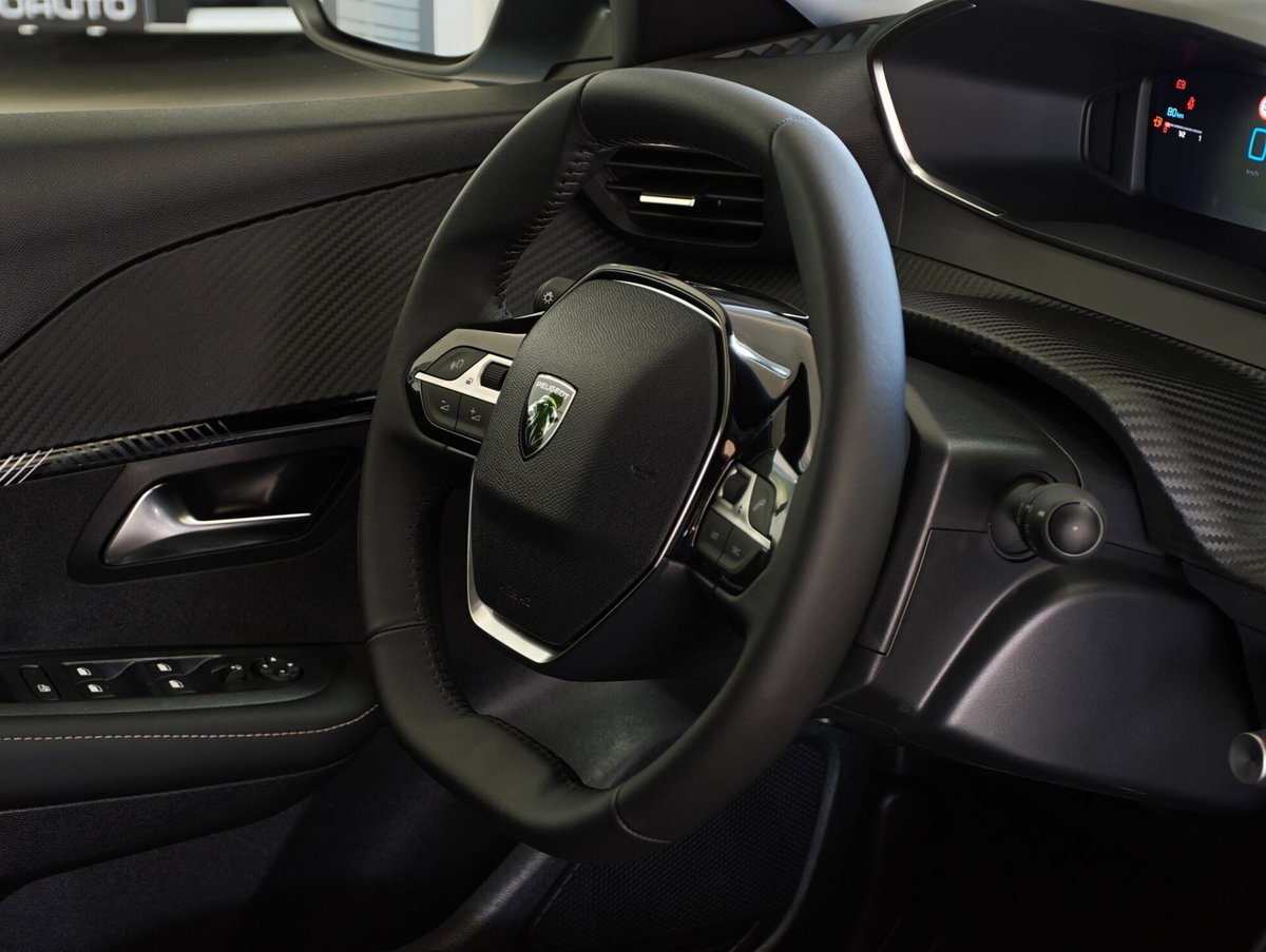 Peugeot 208 PureTech 100 Stop&Start 5 porte Allure (16)
