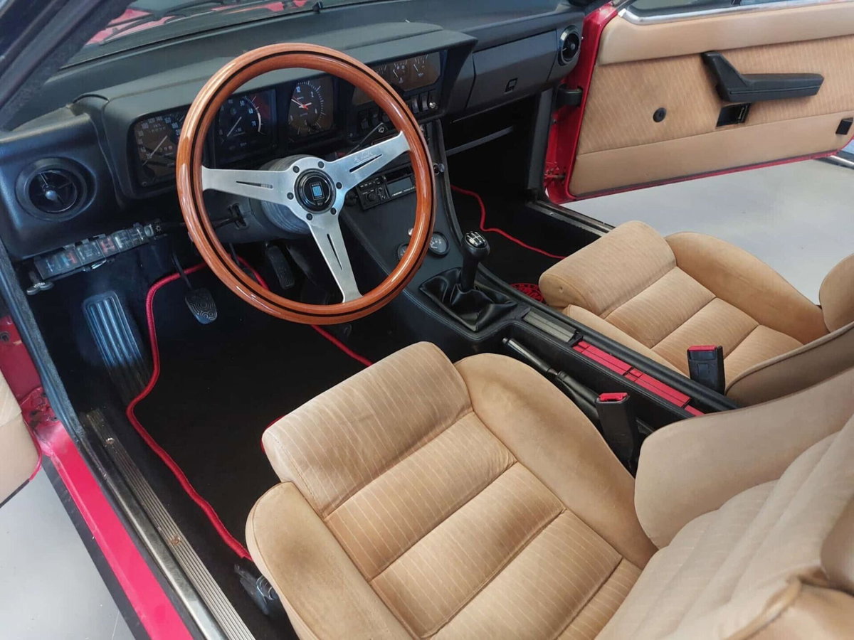 Alfa Romeo Alfetta GTV 6 2.5i (18)