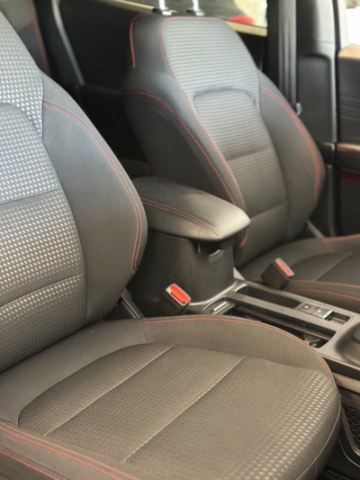 Ford Kuga 2.0 EcoBlue Hybrid 150 CV 2WD ST-Line X (12)
