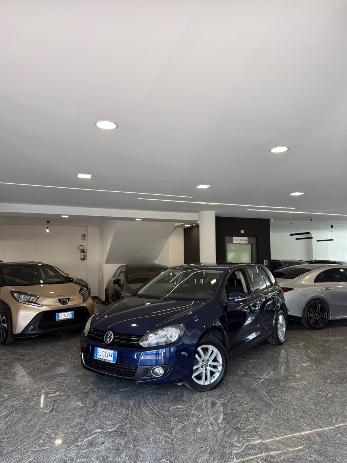 Volkswagen Golf 1.6 TDI DPF 5p. Highline
