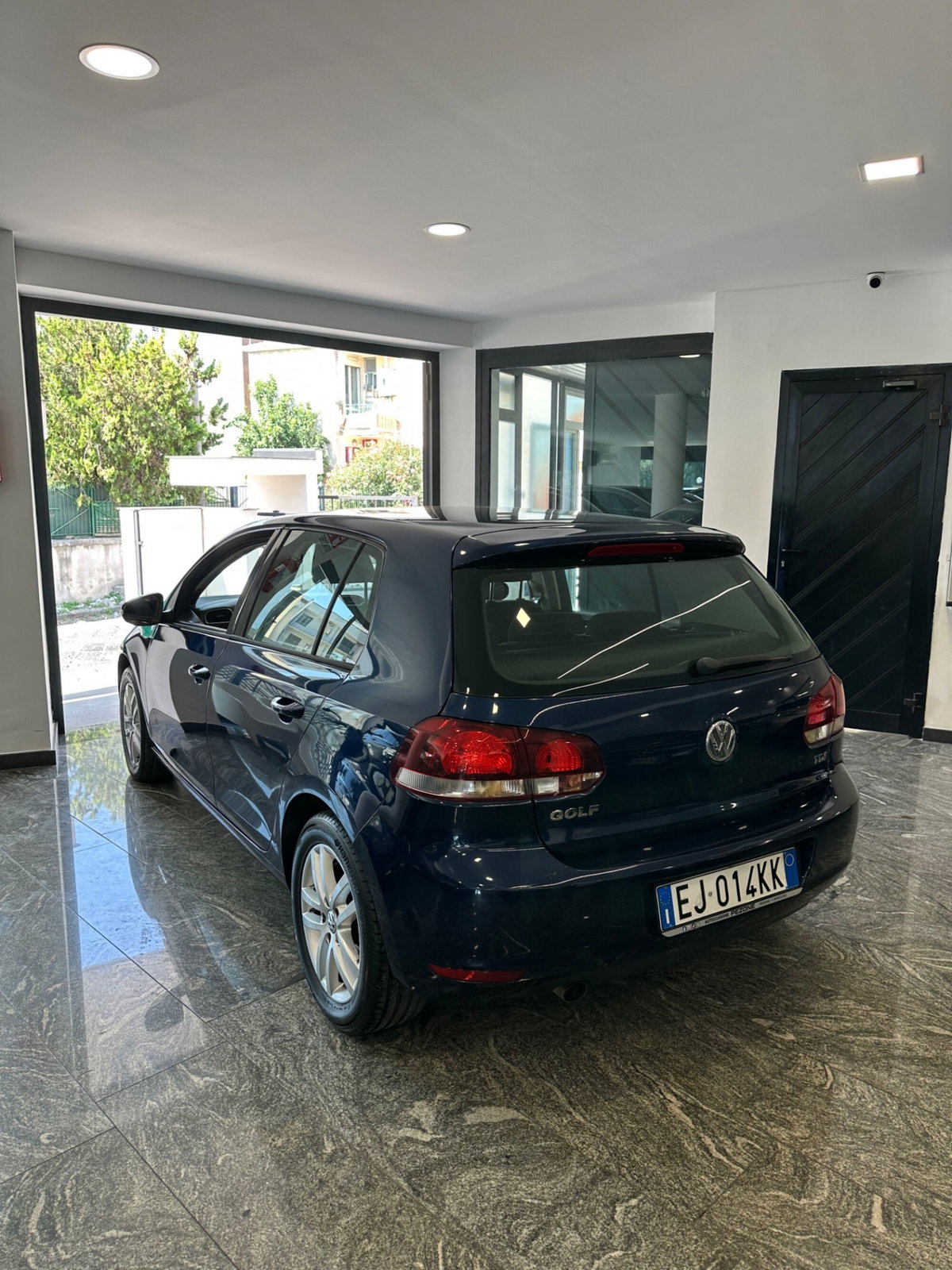 Volkswagen Golf 1.6 TDI DPF 5p. Highline (6)