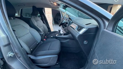 Renault Captur TCe 100 CV GPL FAP Intens (13)