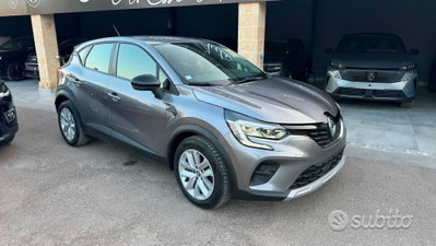 Renault Captur TCe 100 CV GPL FAP Intens (2)