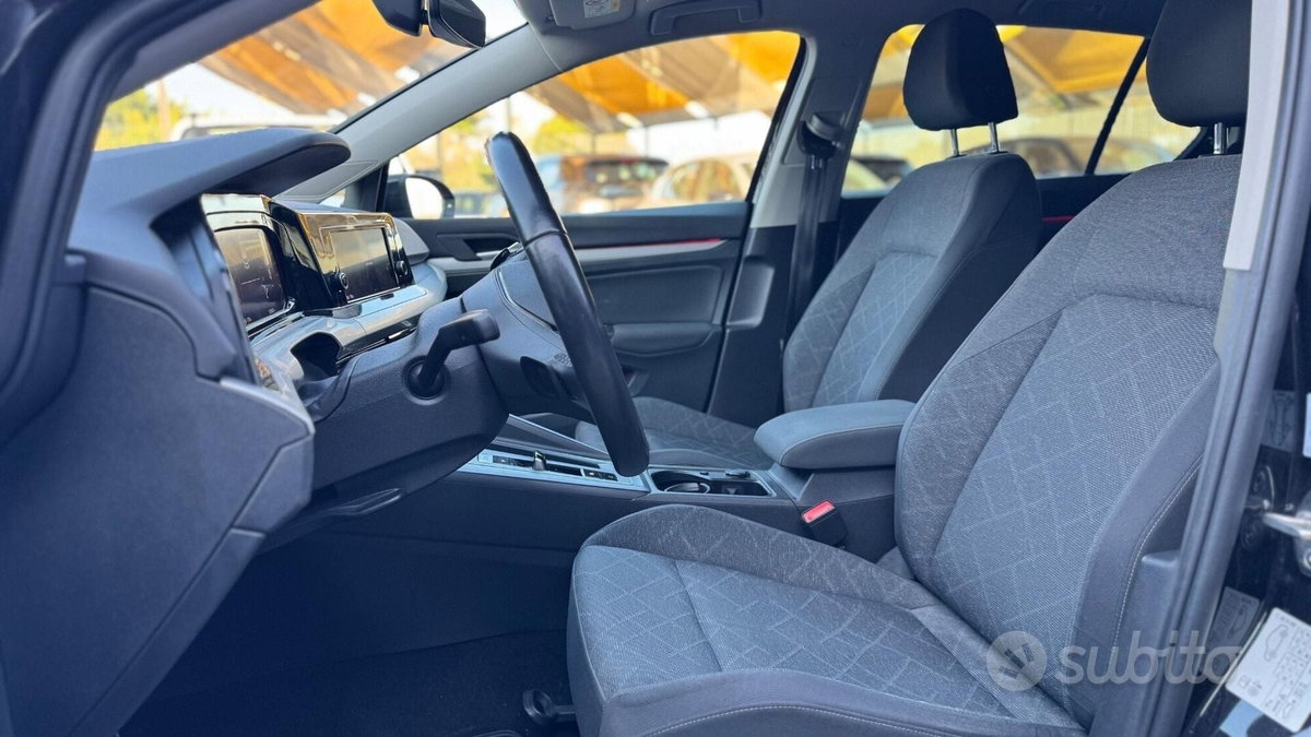 Volkswagen Golf 2.0 TDI SCR Life (10)