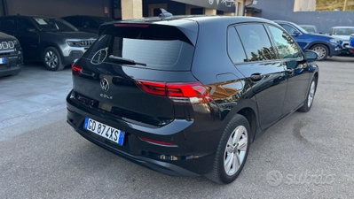 Volkswagen Golf 2.0 TDI SCR Life (5)