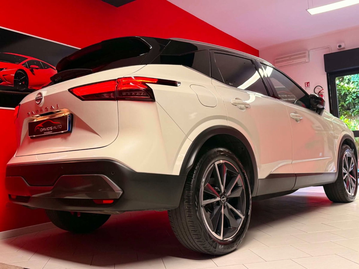 Nissan Qashqai 1.3 mhev Tekna 4wd 158cv xtronic (17)