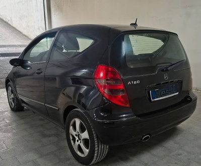 Mercedes-Benz Classe A 180 CDI Avantgarde (7)