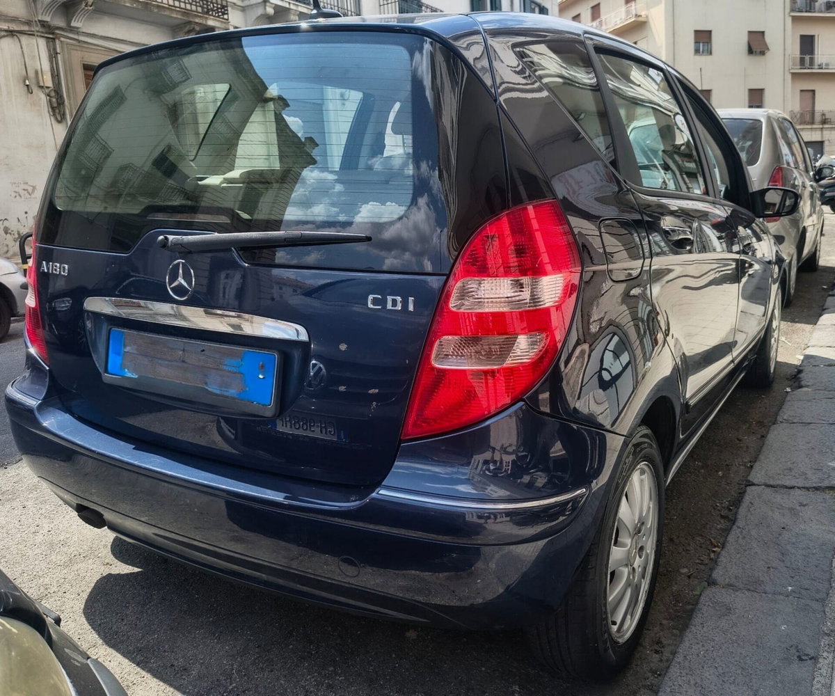 Mercedes-Benz Classe A 180 CDI Elegance (11)