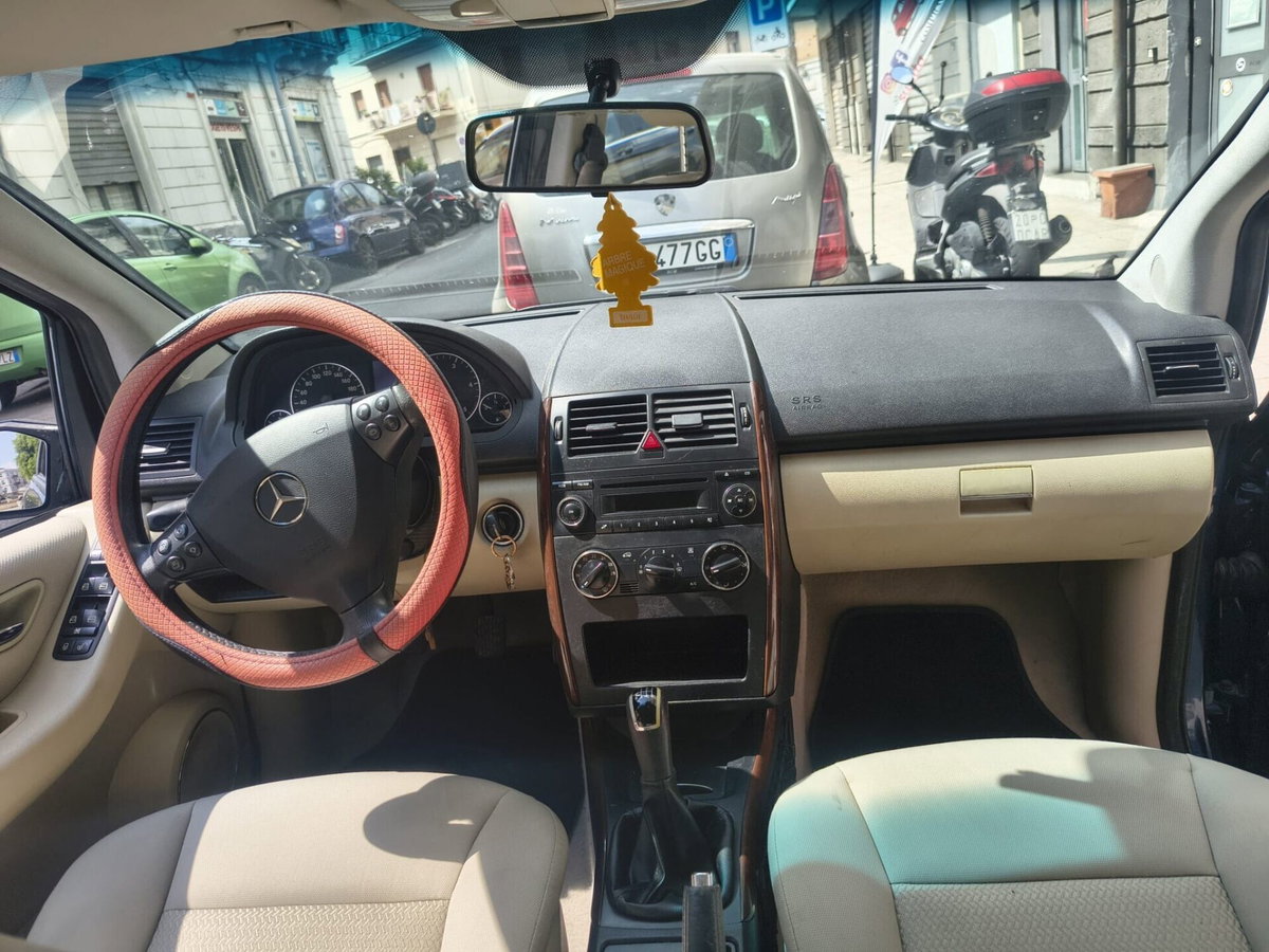 Mercedes-Benz Classe A 180 CDI Elegance (6)