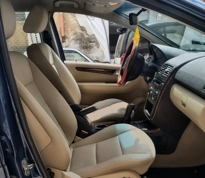 Mercedes-Benz Classe A 180 CDI Elegance (8)