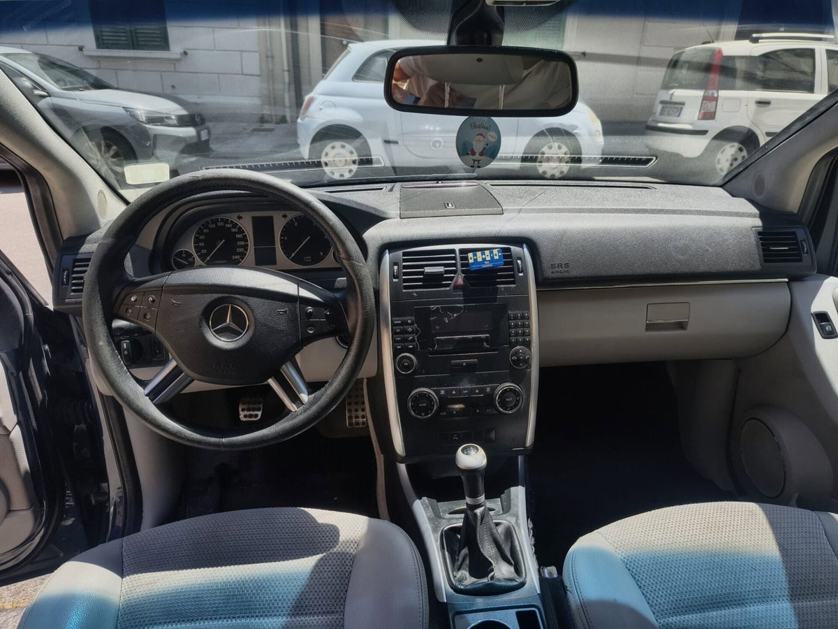 Mercedes-Benz Classe B 200 CDI Chrome (9)