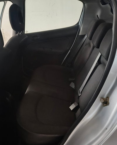 Peugeot 206 HDi 5p. Sweet Years (10)