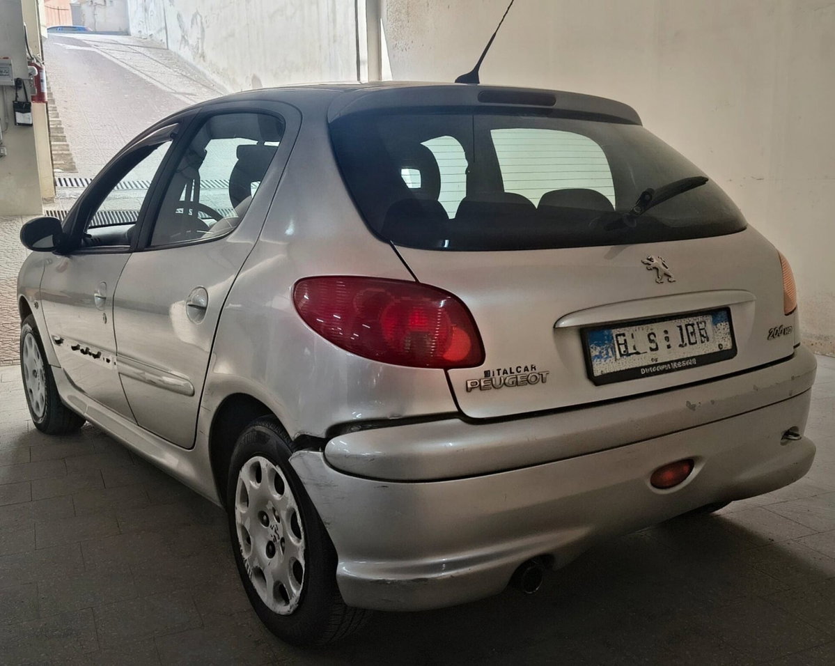 Peugeot 206 HDi 5p. Sweet Years (6)