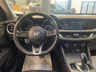 Alfa Romeo Stelvio Stelvio 2.2 Turbodiesel 190 CV AT8 RWD Executive (12)