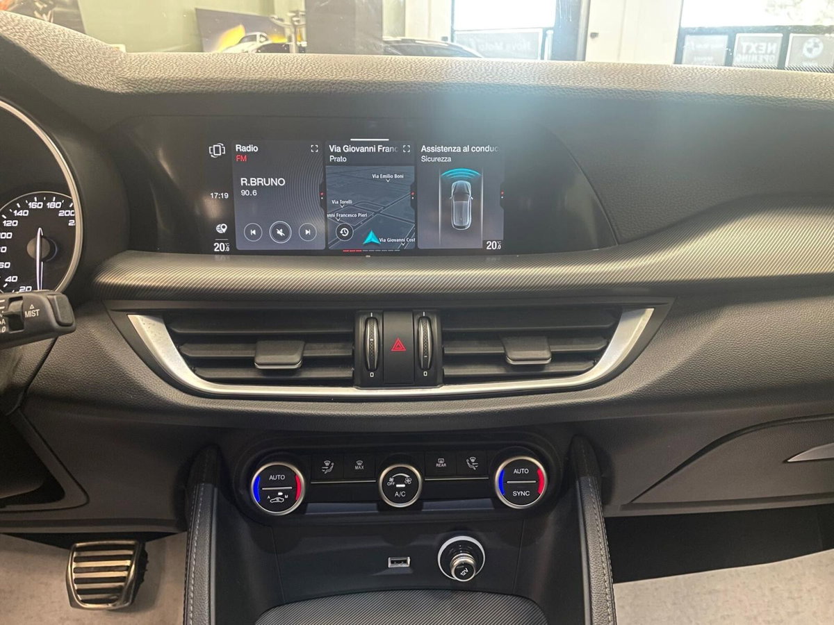 Alfa Romeo Stelvio Stelvio 2.2 Turbodiesel 190 CV AT8 RWD Executive (15)