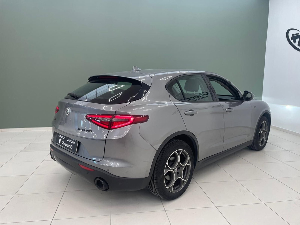 Alfa Romeo Stelvio Stelvio 2.2 Turbodiesel 190 CV AT8 RWD Executive (6)