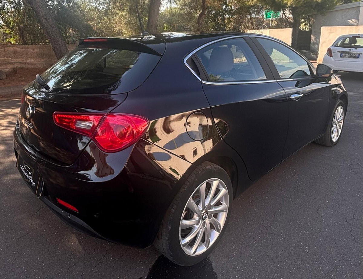Alfa Romeo Giulietta 1.6 JTDm-2 Exclusive (3)