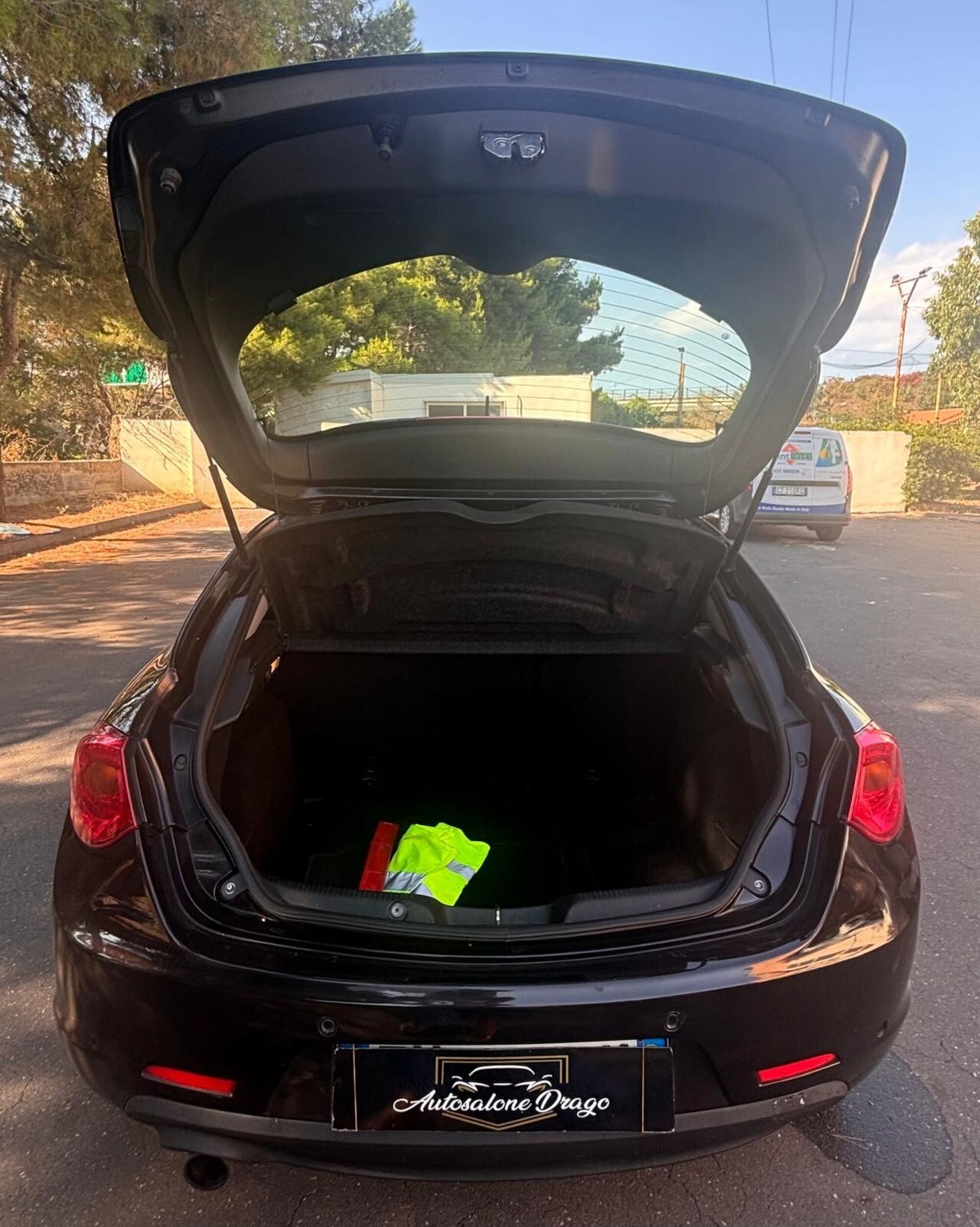 Alfa Romeo Giulietta 1.6 JTDm-2 Exclusive (5)
