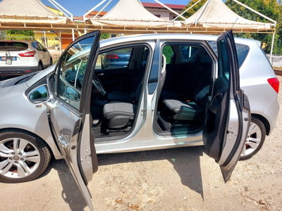 Opel Meriva 1.6 CDTI Start&Stop Cosmo (12)