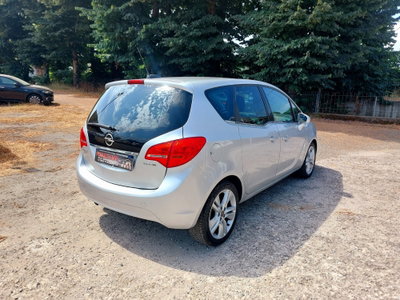 Opel Meriva 1.6 CDTI Start&Stop Cosmo (2)