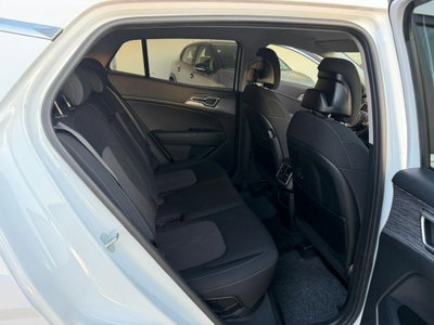 Kia Sportage 1.6 CRDi MHEV Style (9)