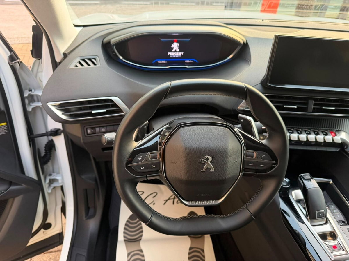 Peugeot 3008 BlueHDi 130 S&S EAT8 Allure Pack (8)
