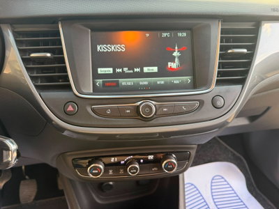 Opel Crossland 1.5 ECOTEC D 110 CV Start&Stop Elegance (10)