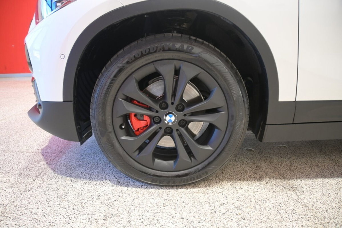 BMW X2 sDrive18d Business-X (18)