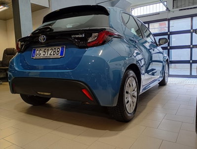 Toyota Yaris 1.5 Hybrid 5 porte Energy (6)
