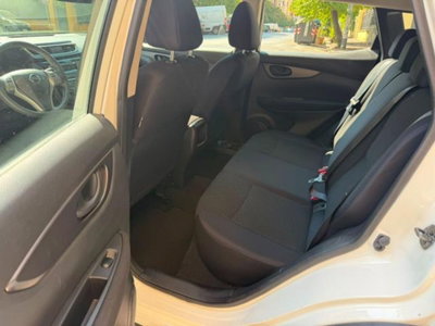 Nissan Qashqai 1.5 dCi Visia (7)