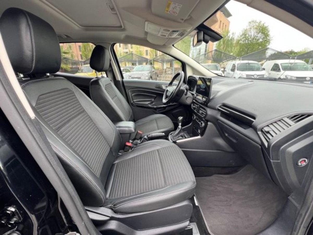 Ford EcoSport 1.5 TDCi 100 CV Start&Stop Titanium (9)