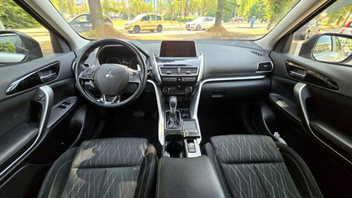 Mitsubishi Eclipse Cross 1.5 turbo 4WD aut. Diamond (17)