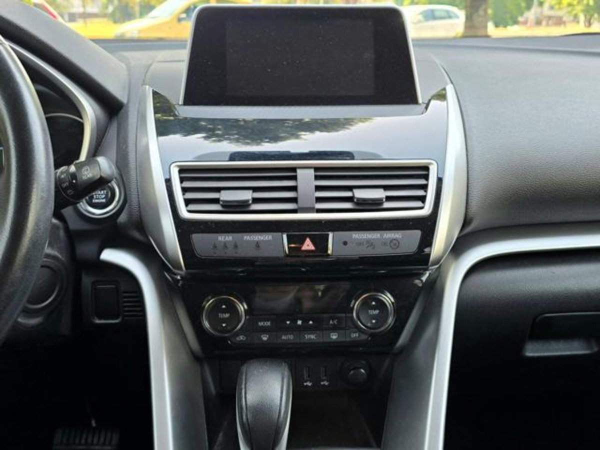Mitsubishi Eclipse Cross 1.5 turbo 4WD aut. Diamond (20)